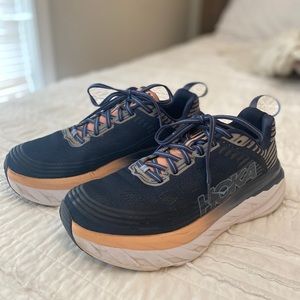 W HOKA Bondi 6